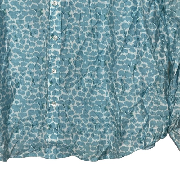 VanHeusen Women's Long Sleeve Cuffed Button Up Shirt Blue Leopard Print XL NWT - Picture 4 of 8